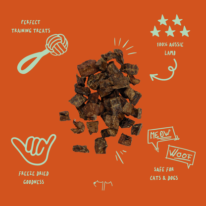 Lightweight lamb lung puff cubes for dogs, high-value training treat rich in natural protein